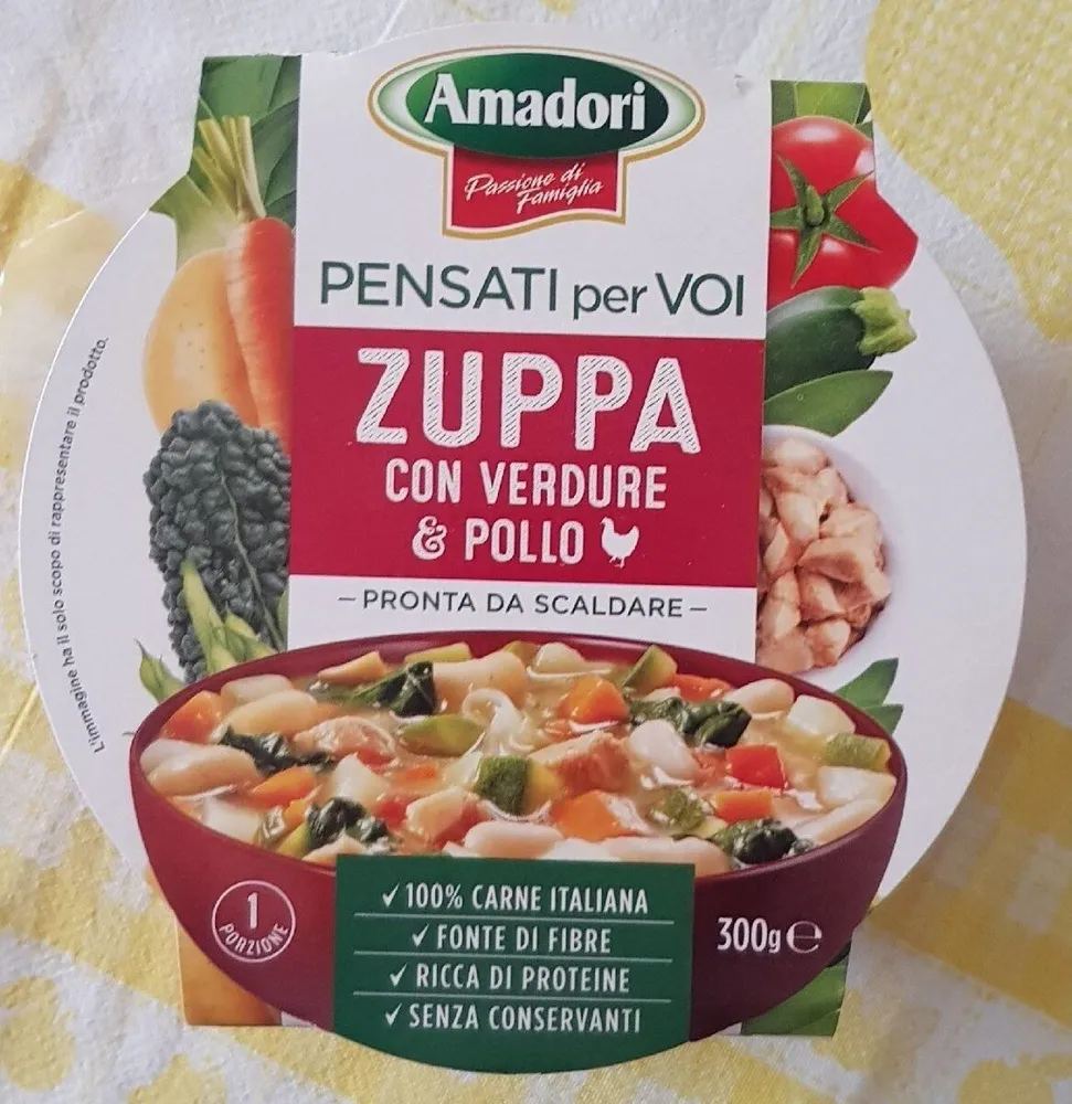 Zuppa con verdure e pollo
