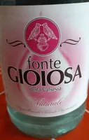 Acqua naturale