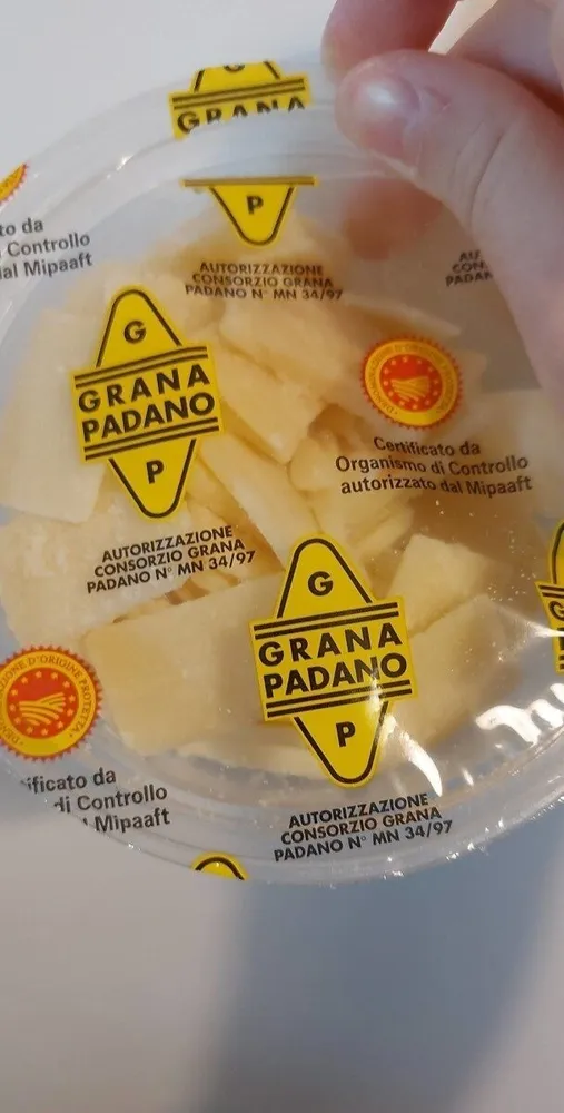 Scaglie di parmigiano