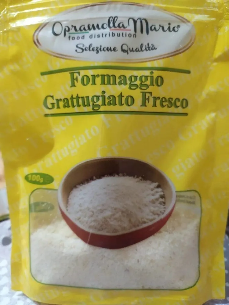 Formaggio grattugiato fresco