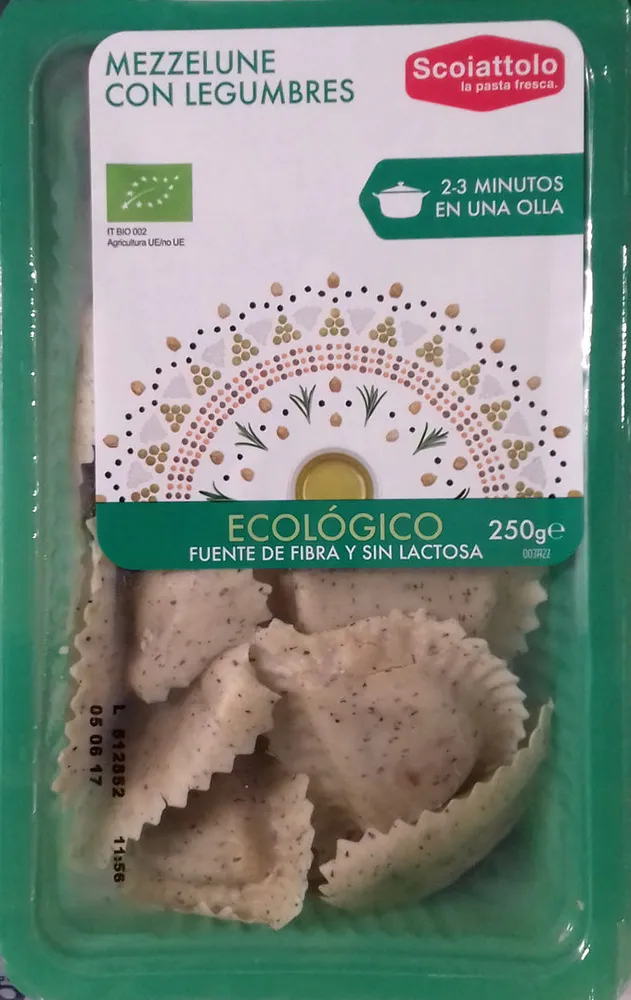 Mezzelune con legumbres
