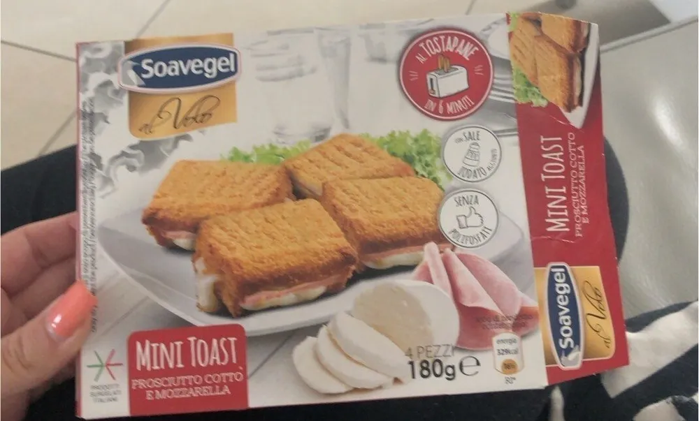 Mini Toast prosciutti cotto e mozzarella
