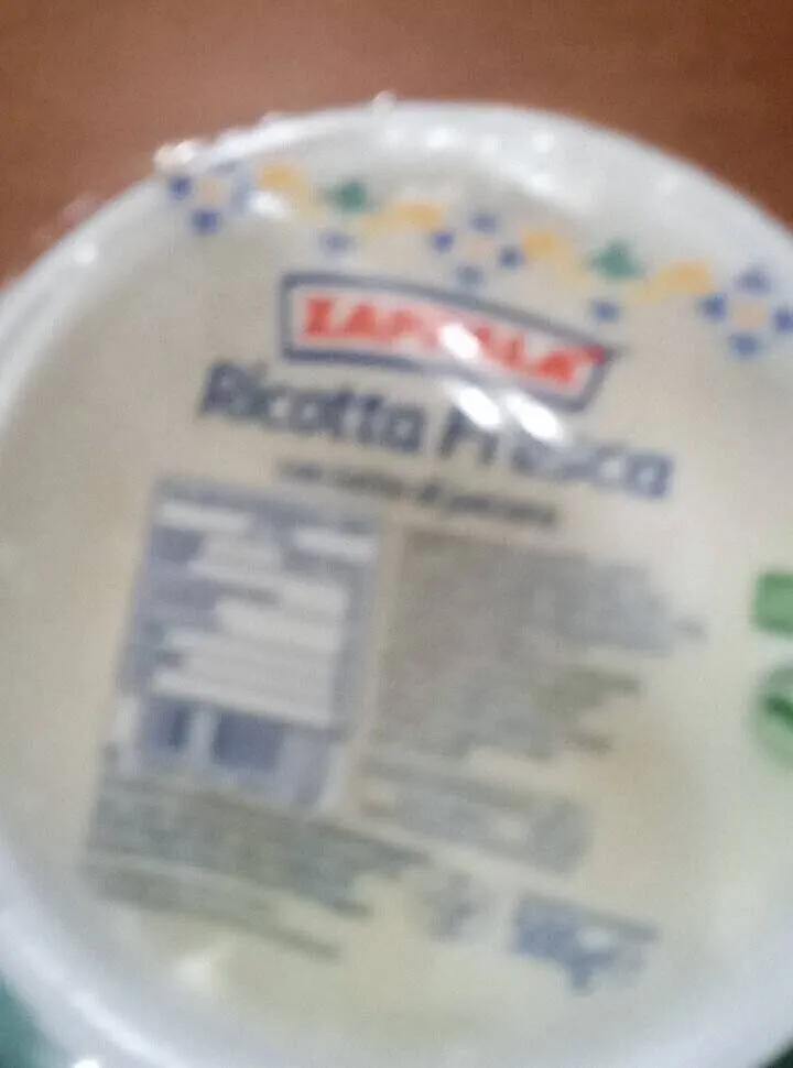 Ricotta fresca con latte di pecora