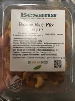 Bacon nut mix