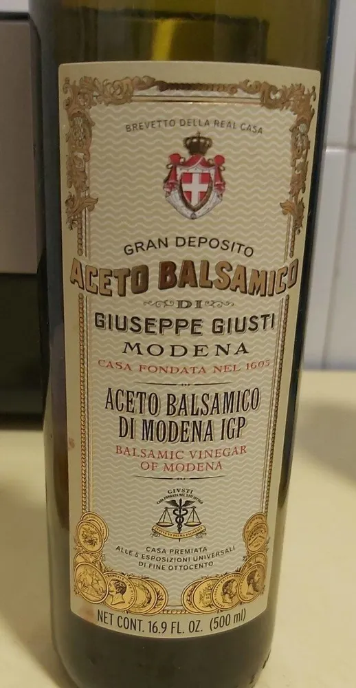 Aceto balsámico de modema
