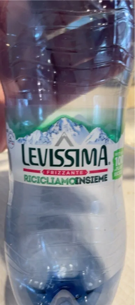 Levissima frizzante