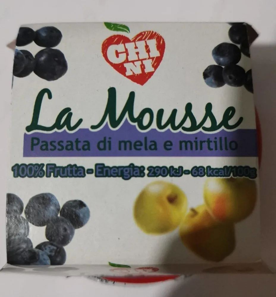 La mousse nela e mirtillo