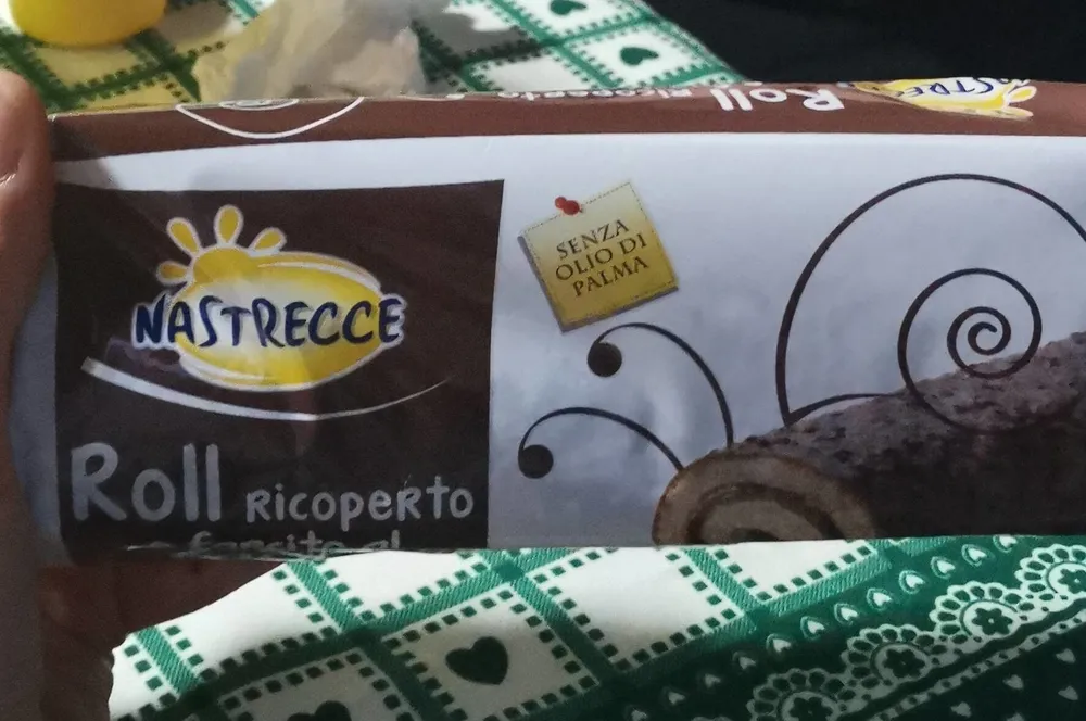 Roll ricoperto e farcito al cacao