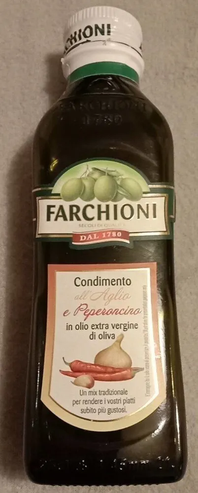 Condimento all'aglio e peperoncino in olio extravergine di oliva