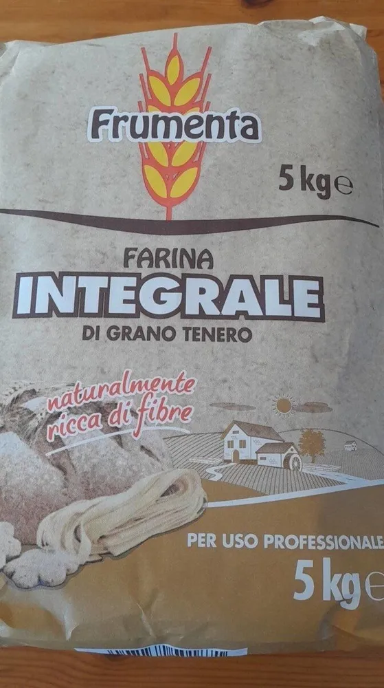 Farina integrale di grano tenero ricca di fibre