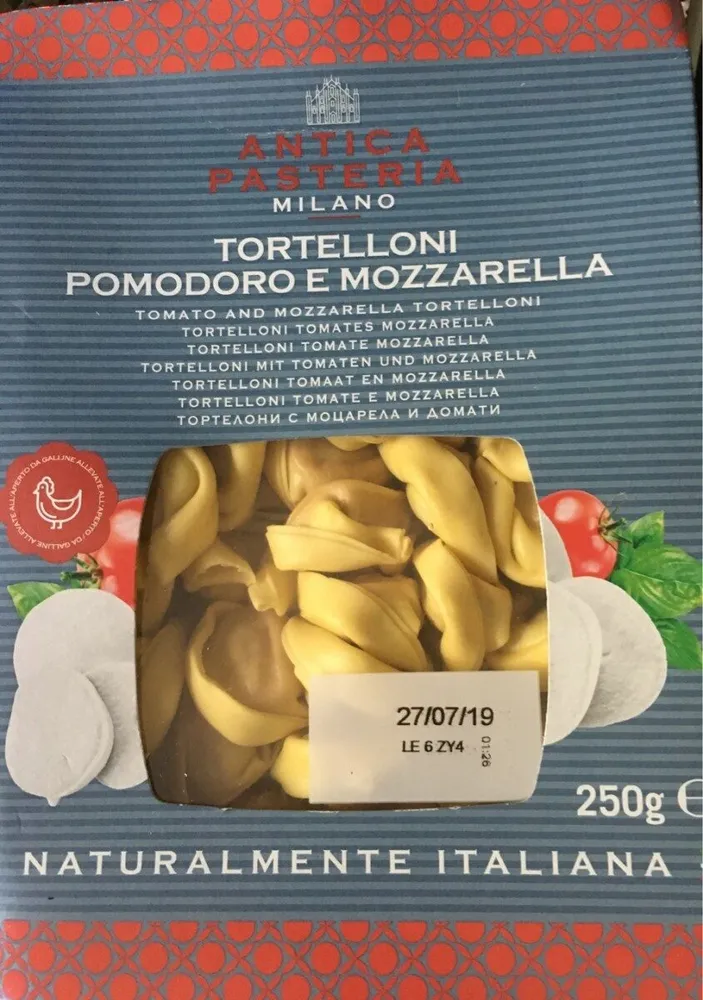 Tortellini pomodoro e mozzarella
