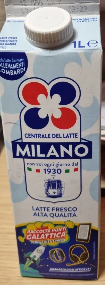Latte intero