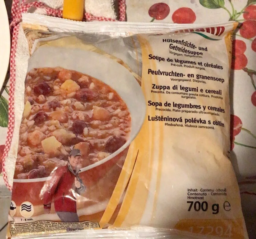 Zuppa di legumi e cereali
