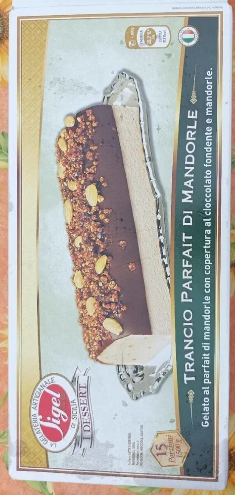 Trancio parfait di mandorle