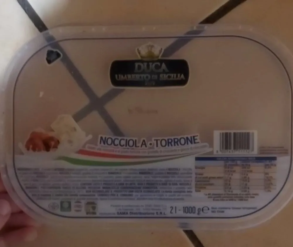 Gelato alla nocciola