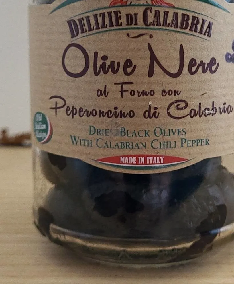 Olive Nere al Forno con Peperoncino di  Calabria