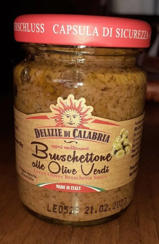 bruschettone alle olive verdi