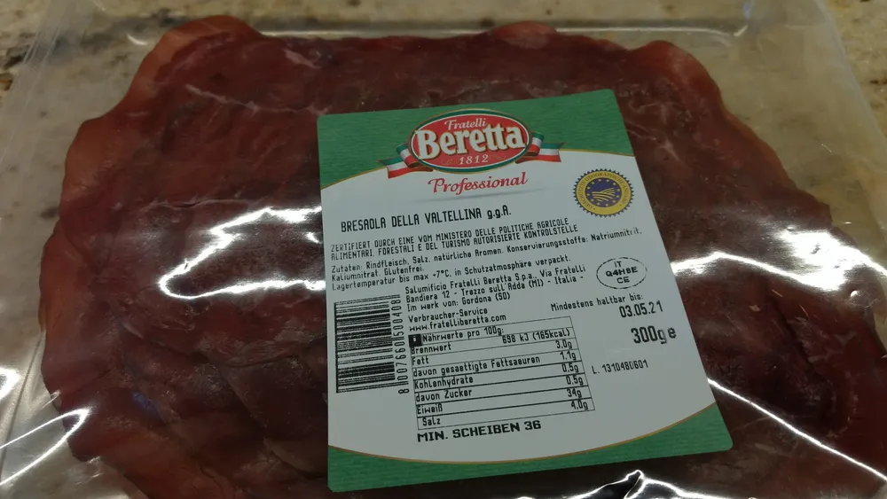 BRESAOLA DELLA VALTELLiNA g.g.A