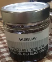 Pomodori e Olive nere