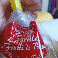 Brioches integrale ai frutti di bosco con lievito madre
