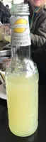 Boisson gazeuse bio avec pulpe de fruits citron
