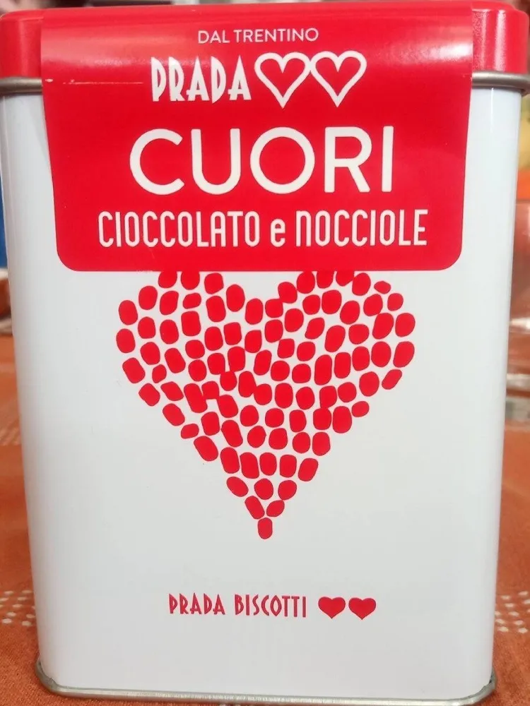 Cuori cioccolato e nocciole Prada