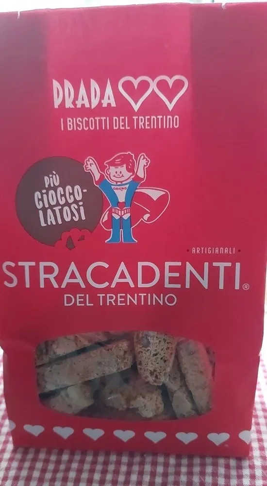 Prada biscotti