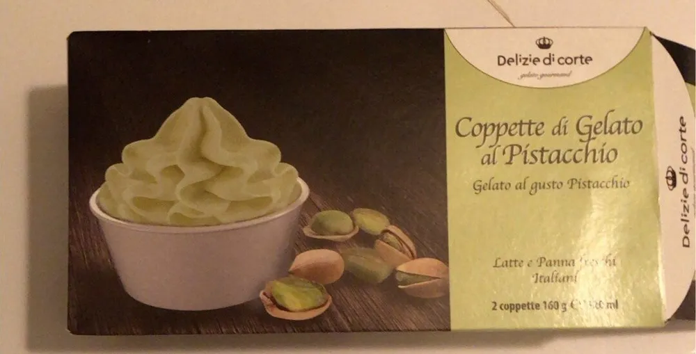 Coppette di gelato di pistacchio