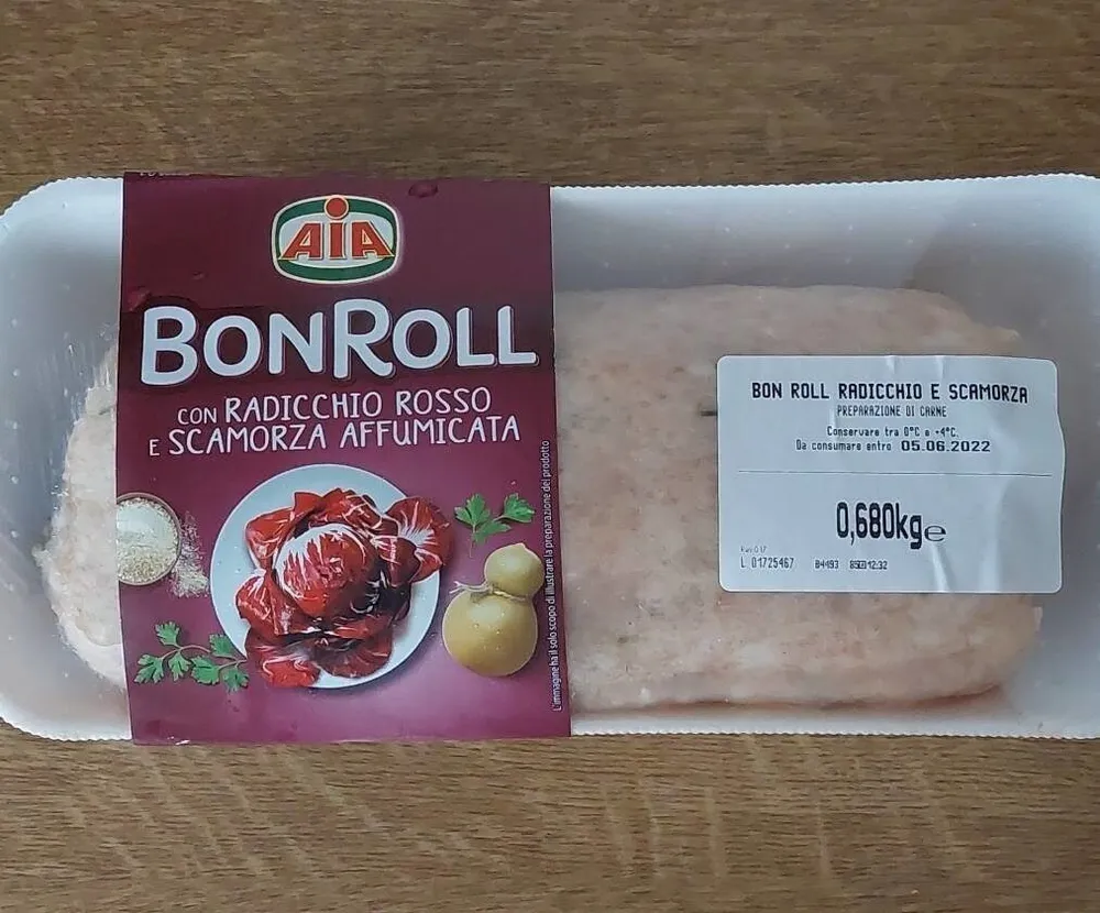 Bonroll con radicchio rosso e scamorza affumicata