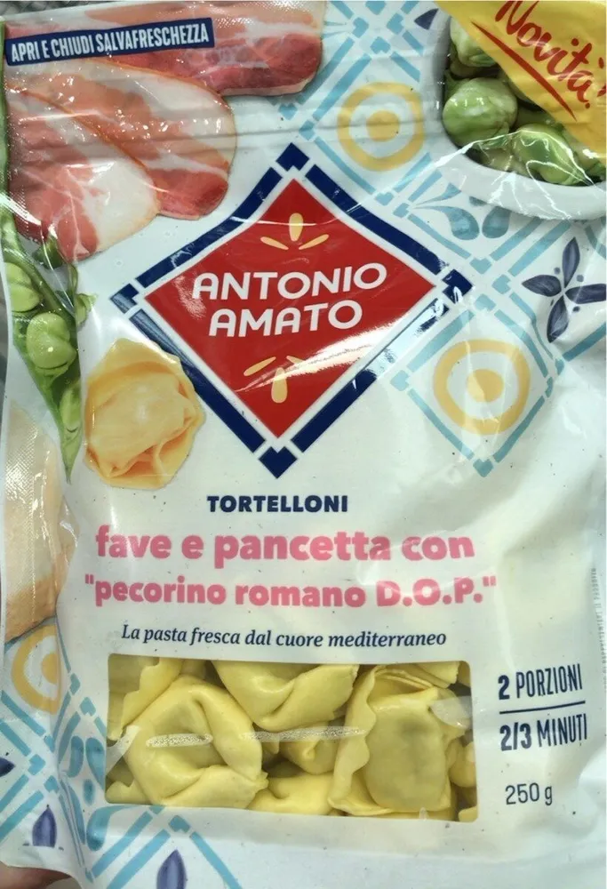 Tortelloni fave e pancetta con pecorino