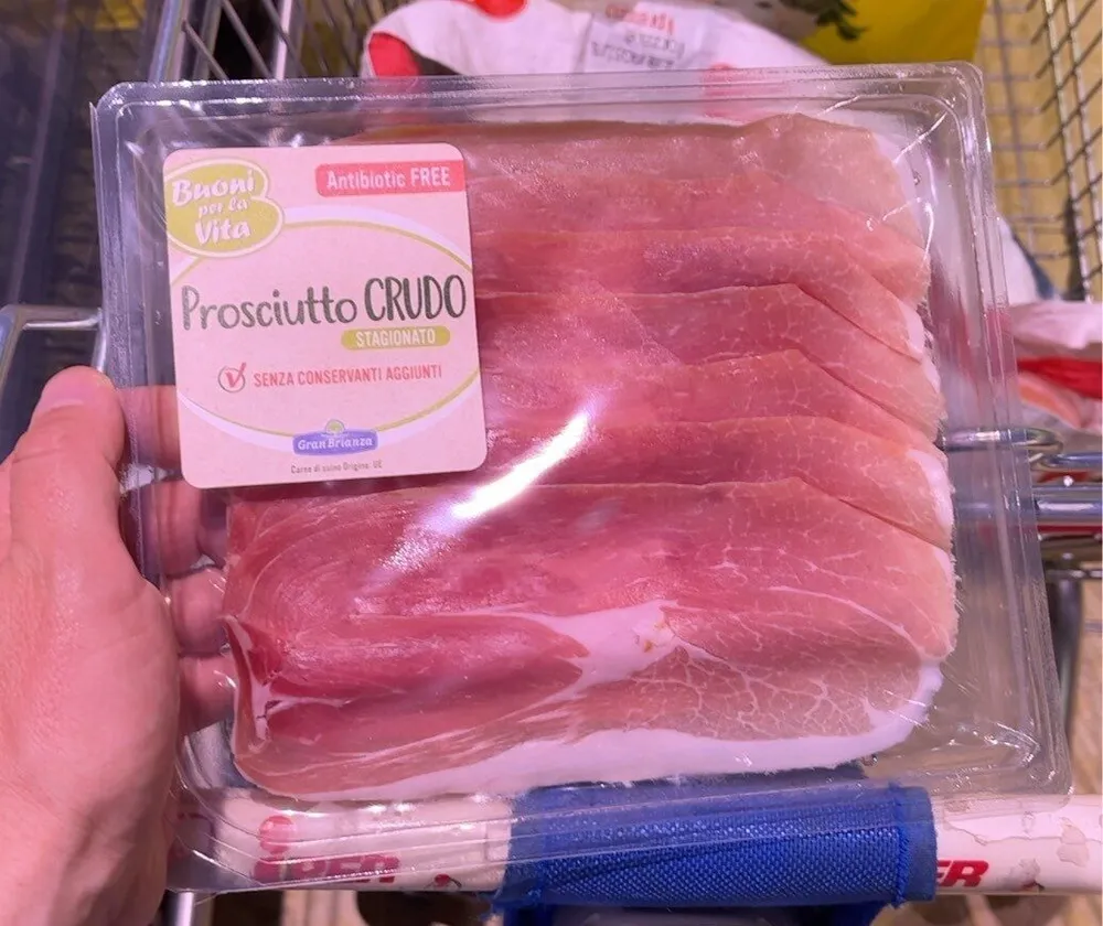 Prosciutto crudo antibiotic free