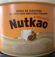 Crema da farcitura al latte con nocciole italiane
