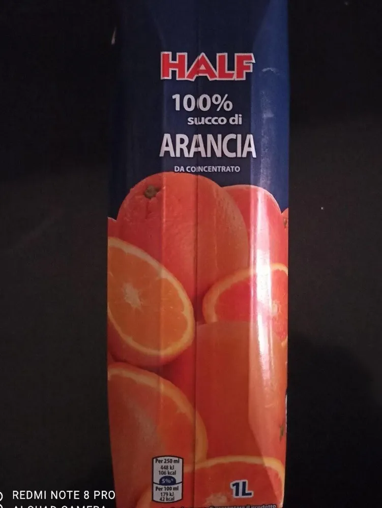 Half succo di arancia