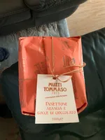 Panettone arancia e gocce di chiccolato