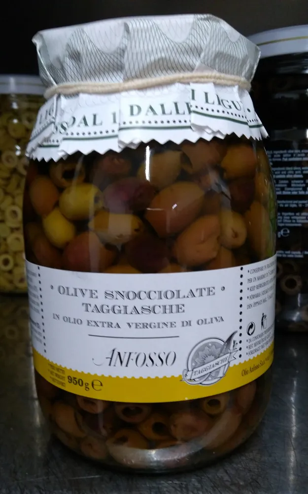 Olive snocciolate Taggiasche