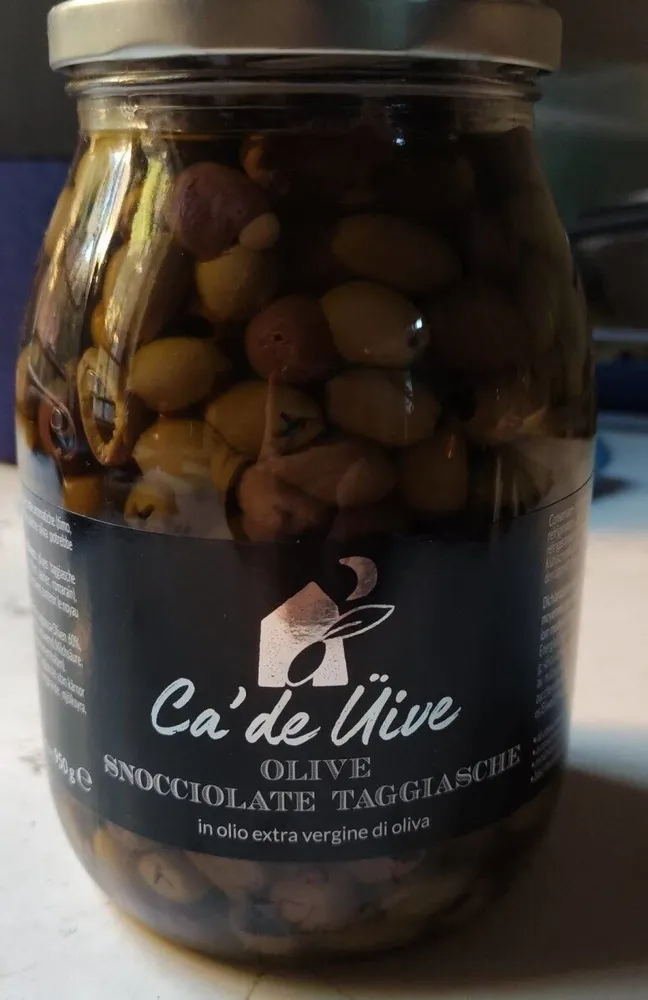 Olive snocciolate taggiasche in olio d'oliva
