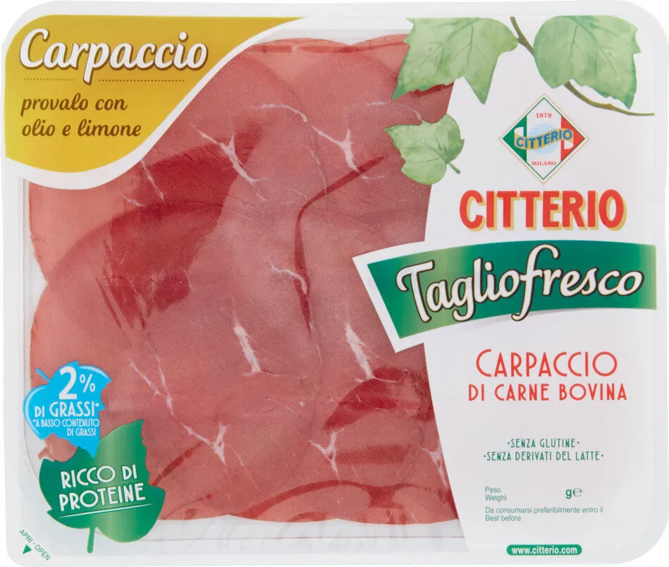 Taglio fresco carpaccio di carne bovina