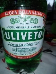 Acqua minerale naturale