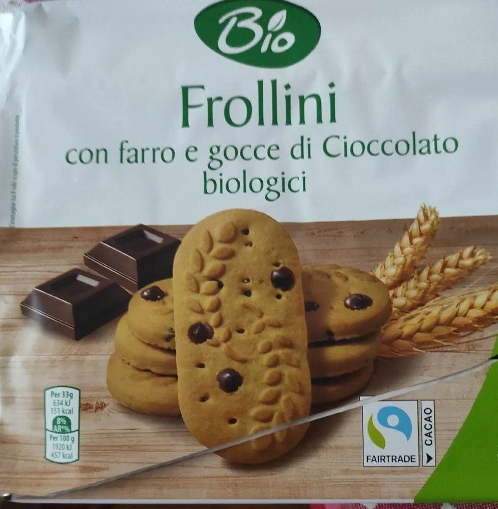 Frollini con farro e gocce di cioccolato