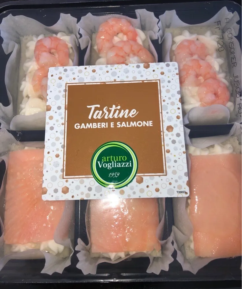 Tartine gamberi e salmone