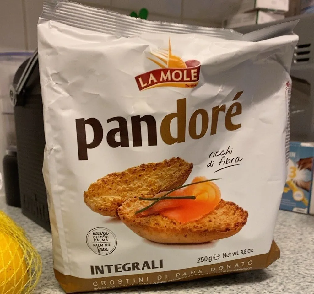 Pandore