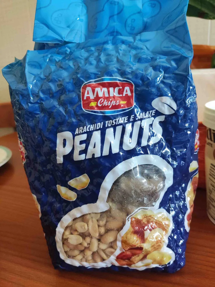 Arachidi tostate e salate