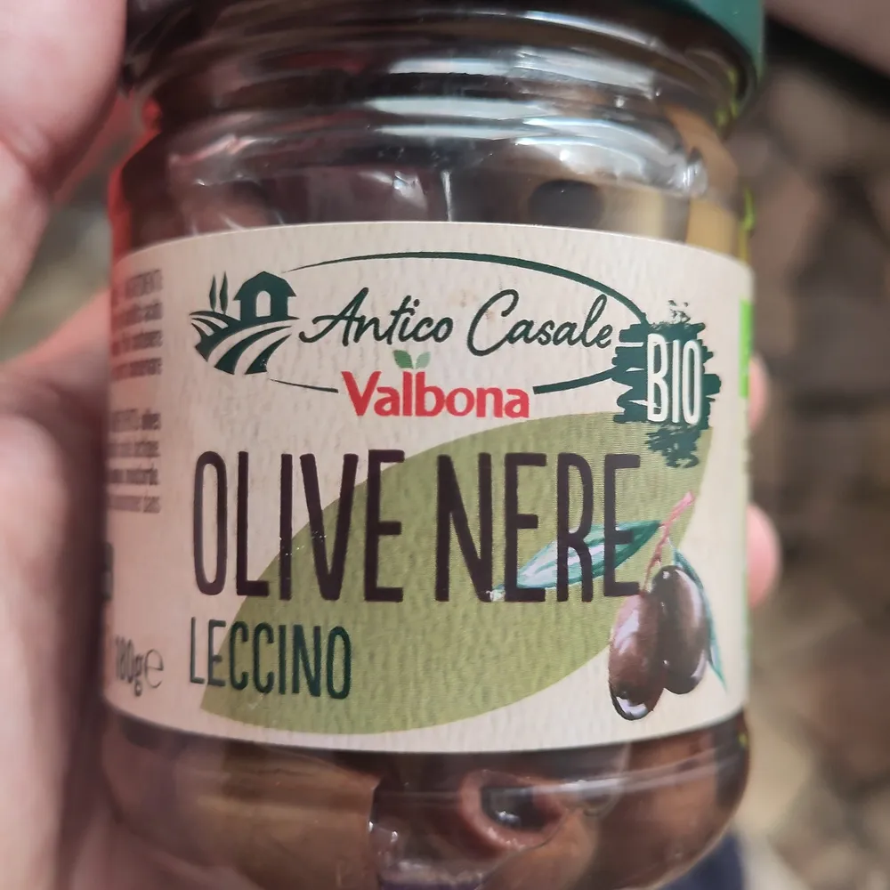 Olive nere Leccino