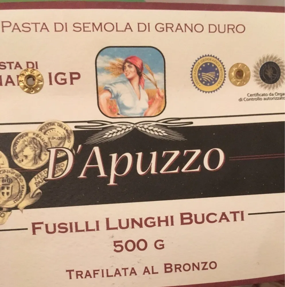Fusilli lunghi bucati