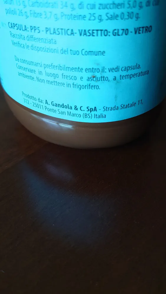 Crema proteica al cacao e nocciole