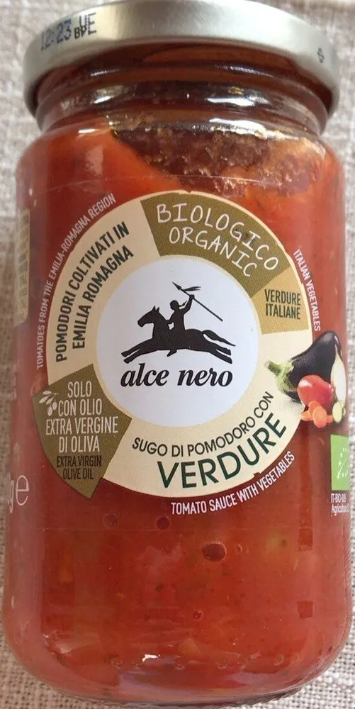 Sugo di pomodoro con verdure