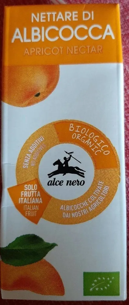 Nettare di albicocca italiana