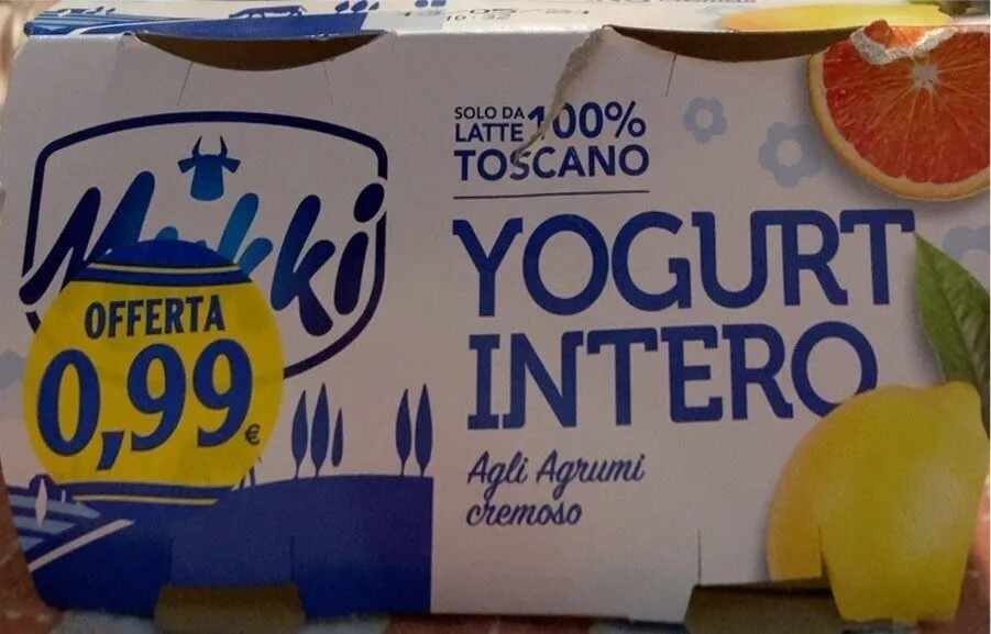 Yogurt intero agli agrumi cremoso