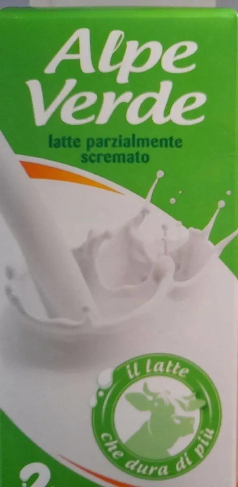 Latte parzialmente scremato