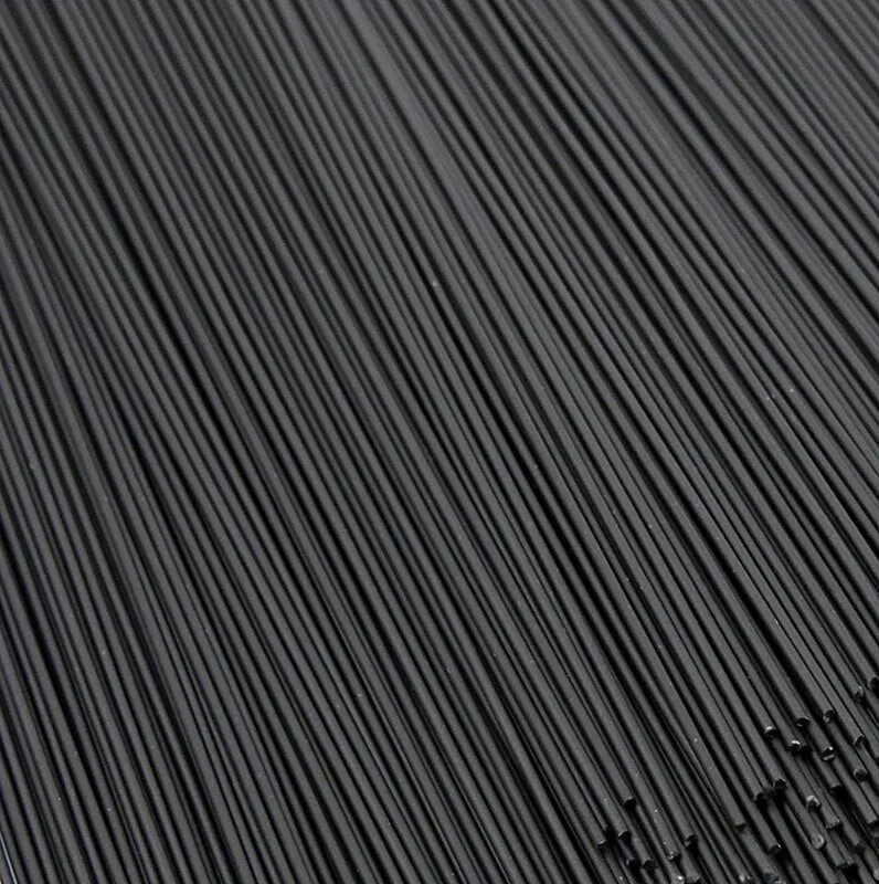 Pâtes a l’encre de seiche